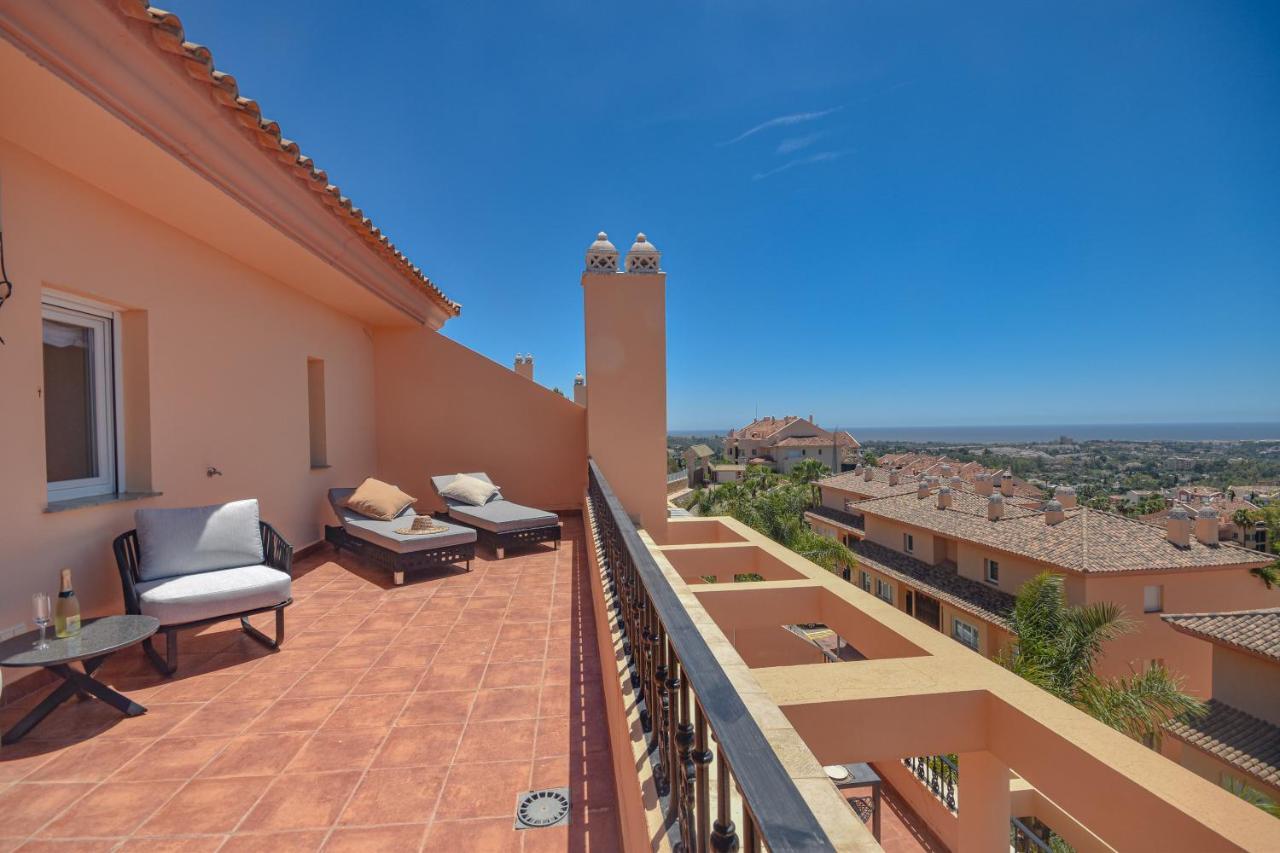 Penthouse With Sea Views In Nueva Andalucia Apartment Marbella