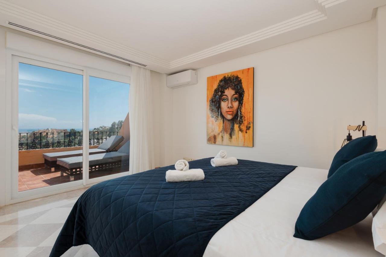 Penthouse With Sea Views In Nueva Andalucia * Marbella