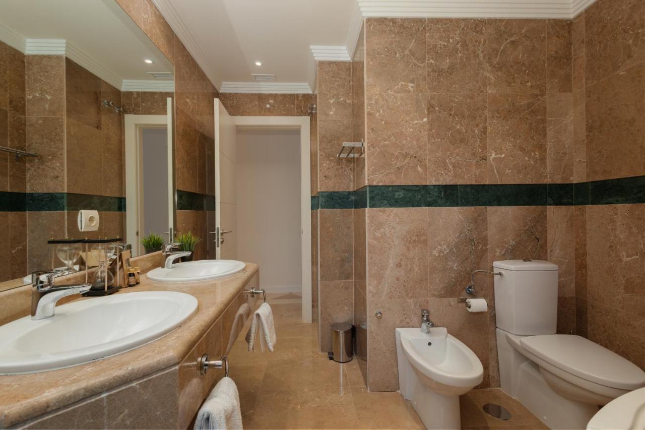 Apartment Penthouse With Sea Views In Nueva Andalucia Marbella