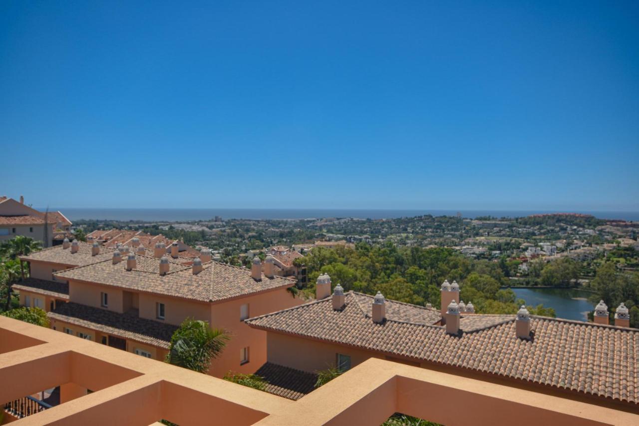 Apartamento Penthouse With Sea Views In Nueva Andalucia
